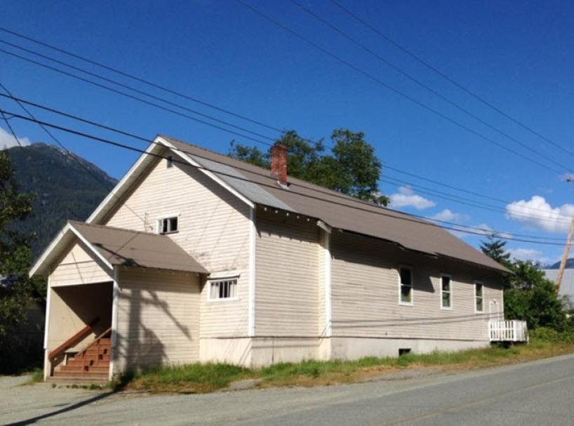 Image of Bella Coola courthouse