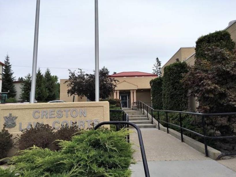 Image of Creston courthouse